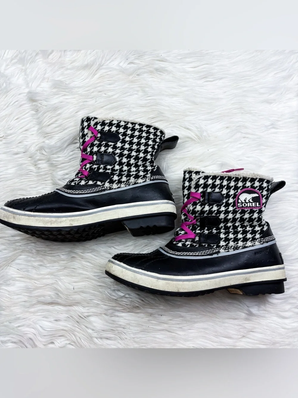 Sorel Tivoli Houndstooth Waterproof Winter Snow Fleece Duck Boot Black Pink